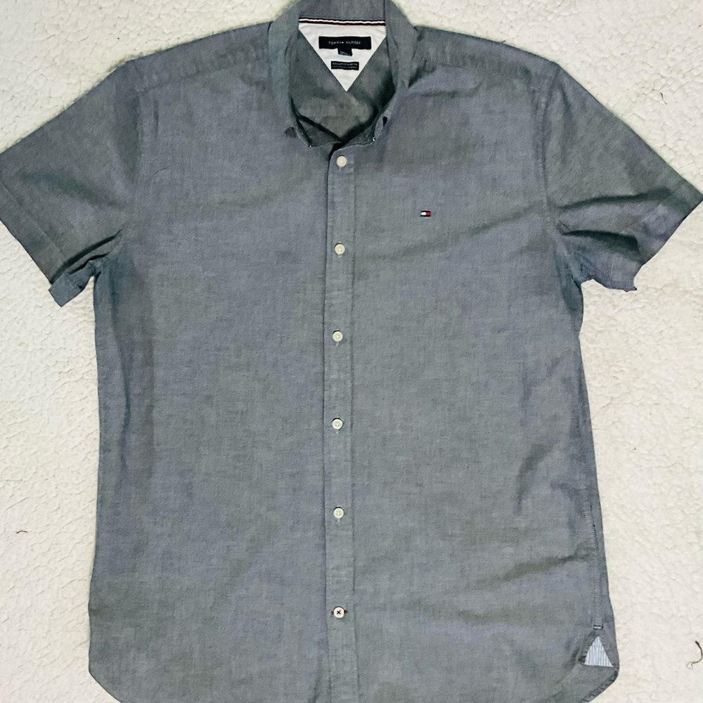 Tommy Hilfiger Gray Casual Button Down Shirt